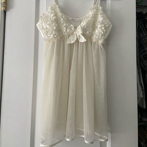 Flora Nikrooz lingerie. Ivory floral size S